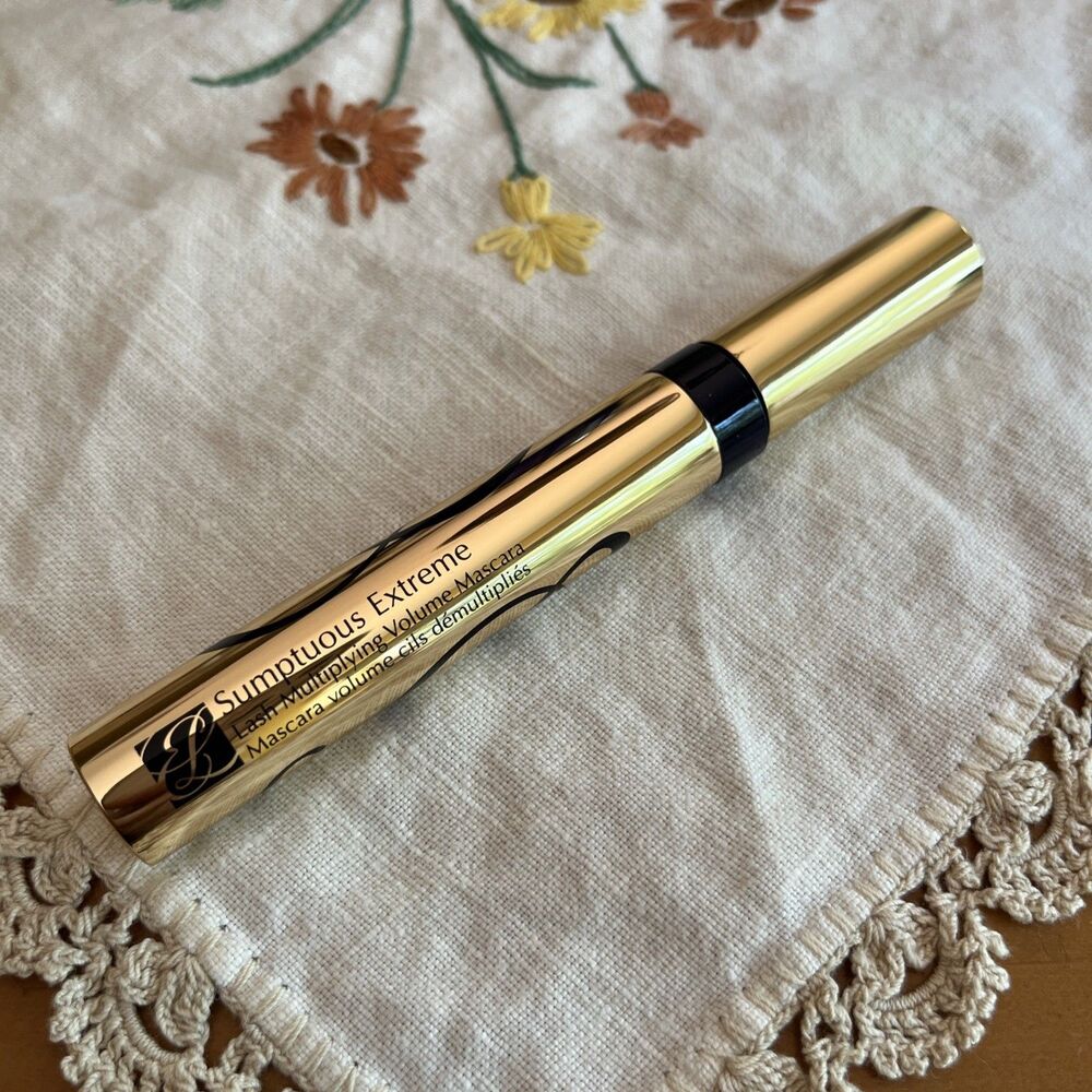 Estee Lauder Sumptuous Extreme Lash Multiplying Mascara Extreme Black FULL SIZE
